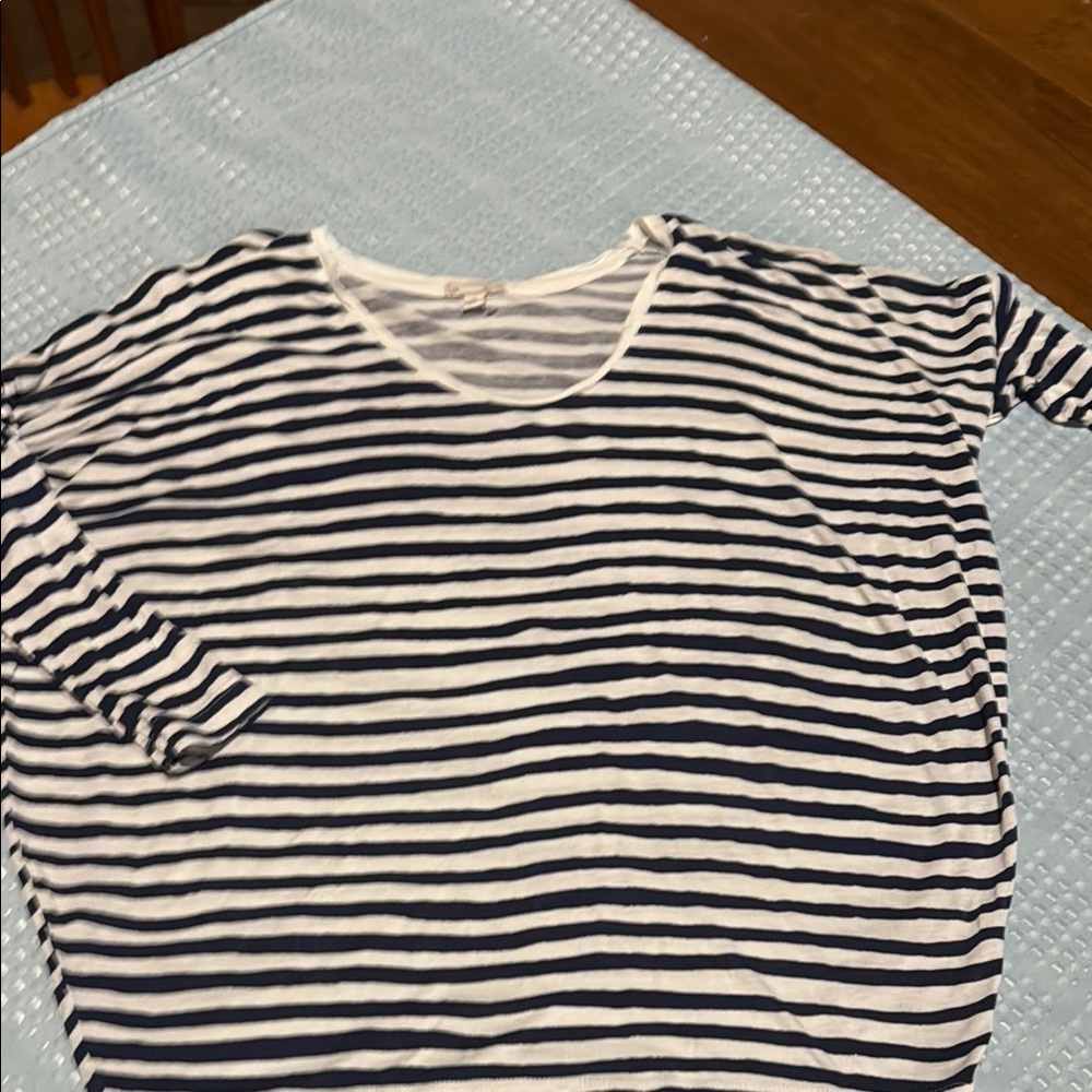 GAP S Striped Navy and White T-Shirt - Picture 9 of 12